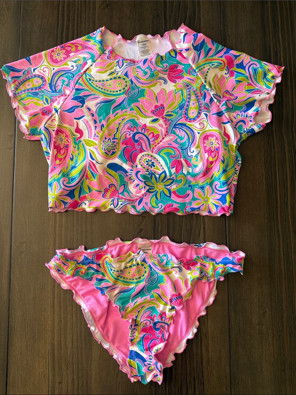 No Boundaries Pink Paisley Two-Piece Rash Guard Bikini - Size L
